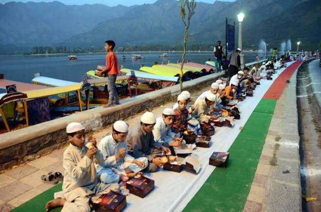 IftarKar: Locally made Offline App helps Kashmiris to follow Ramadhan timings | Free Press Kashmir